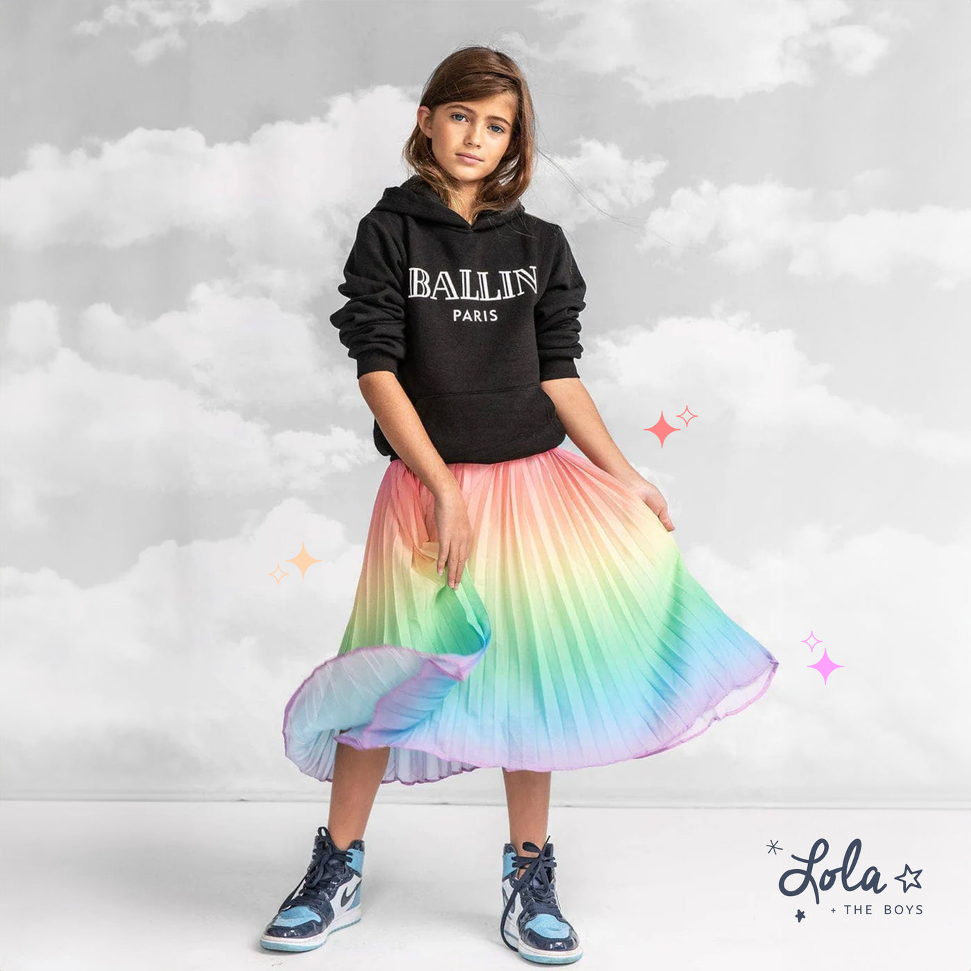 12 Chic Hoodie Outfits for Women to Achieve a Stylish Look