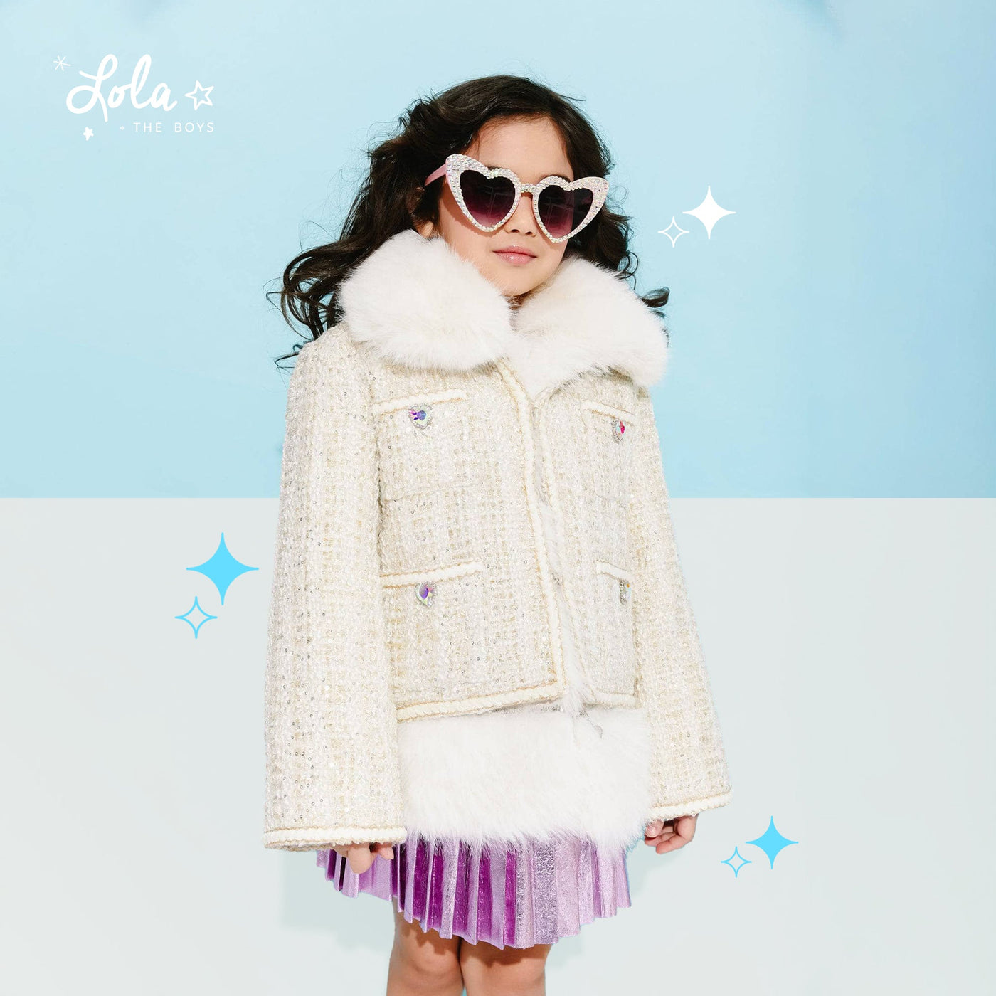 Stylish tweed coats for women paired with chic accessories, perfect for versatile weekend looks and cozy elegance.