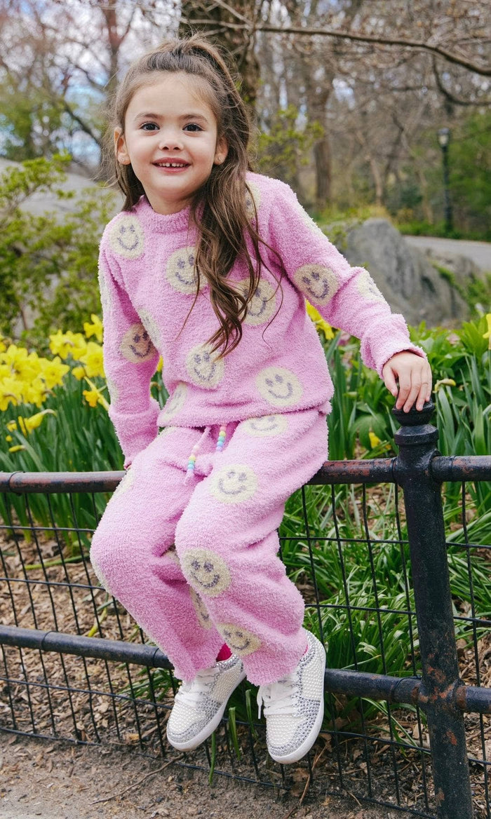 Lola + The Boys Sets Pinky Fuzzy Smiley Emoji Set