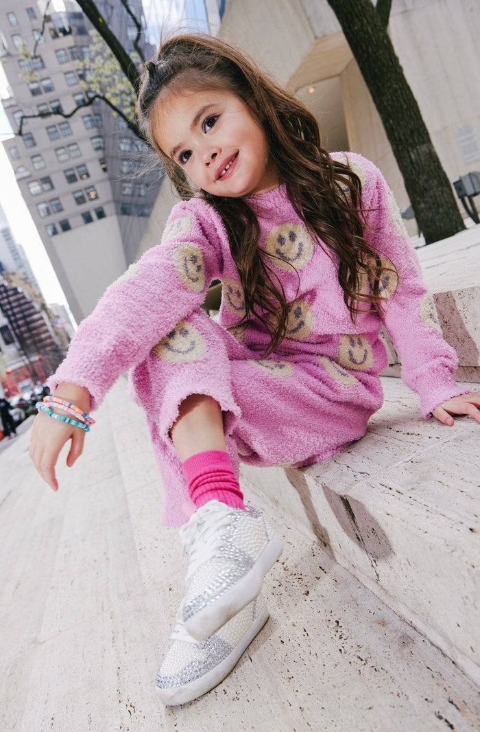 Lola + The Boys Sets Pinky Fuzzy Smiley Emoji Set