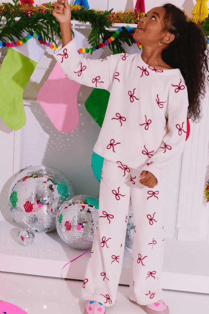 Lola + The Boys Sets Ribbon Dreams Fuzzy Set