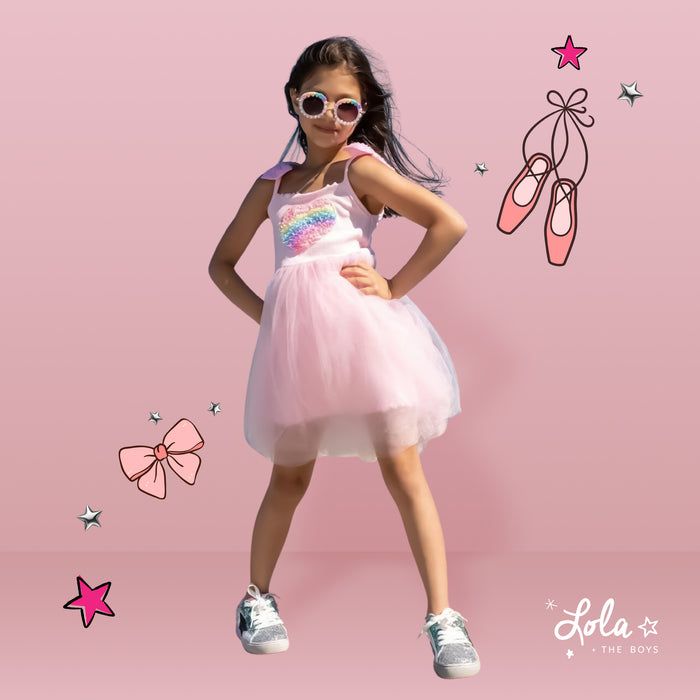 Ballerina Costumes: The Perfect Gift for Little Dancers