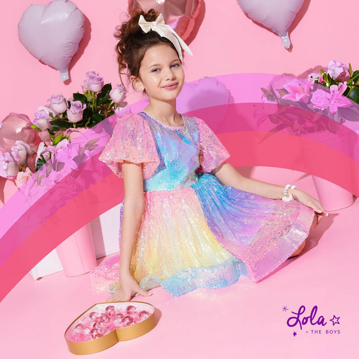 Stylish kids’ party in Chicago with themed decorations, balloons, and children dressed in trendy outfits