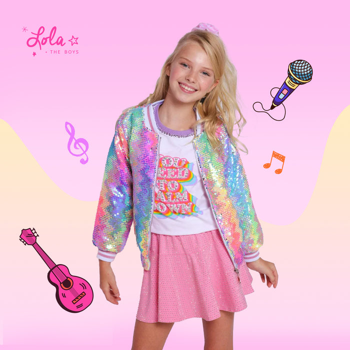 Steal the Spotlight with These Taylor Swift-Inspired Outfit Ideas