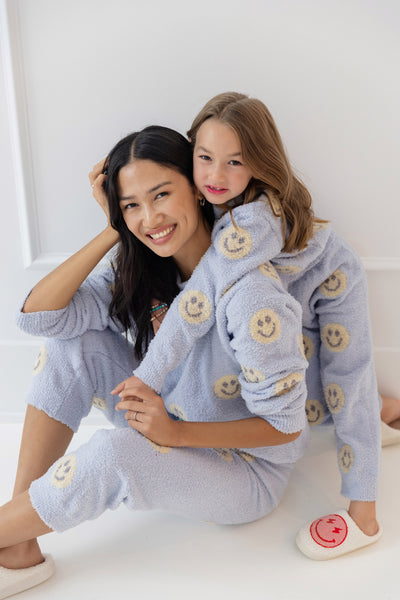 Women's Smiley Fuzzy Set