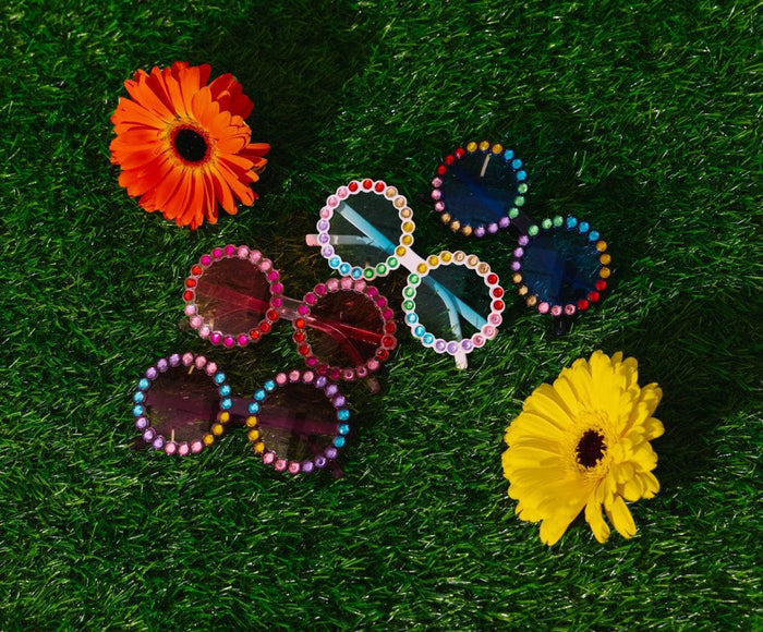 Purple Red Blue Pink White Black