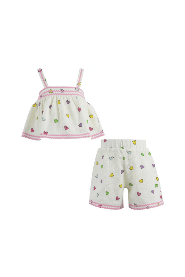 Lola + The Boys Sets Dreamy Hearts Set
