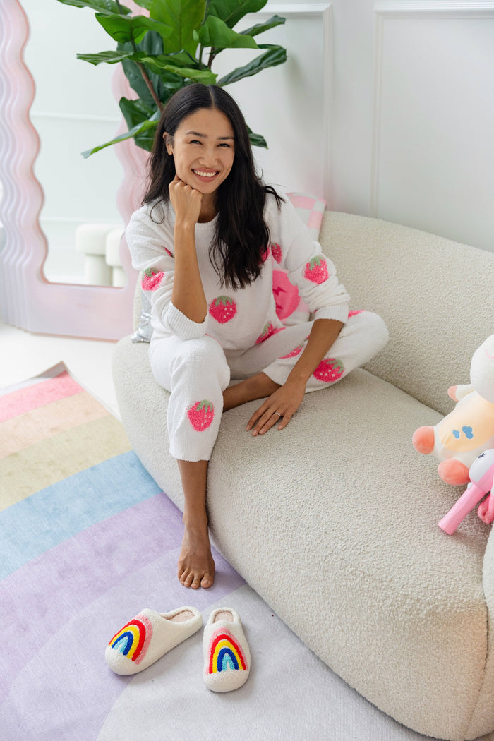 Lola + The Boys Womens Women's Fuzzy Strawberry Set
